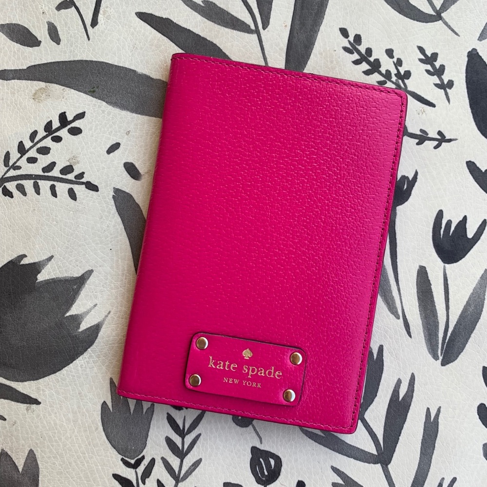 Kate spade passport holder